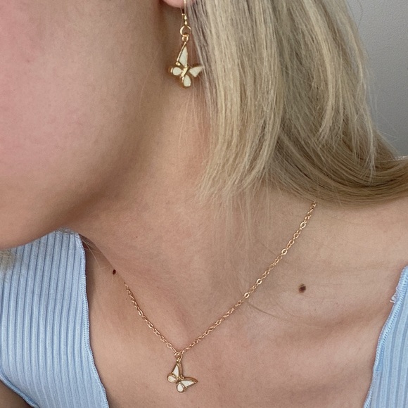 Butterfly Necklace & Earrings Set - Picture 6 of 11